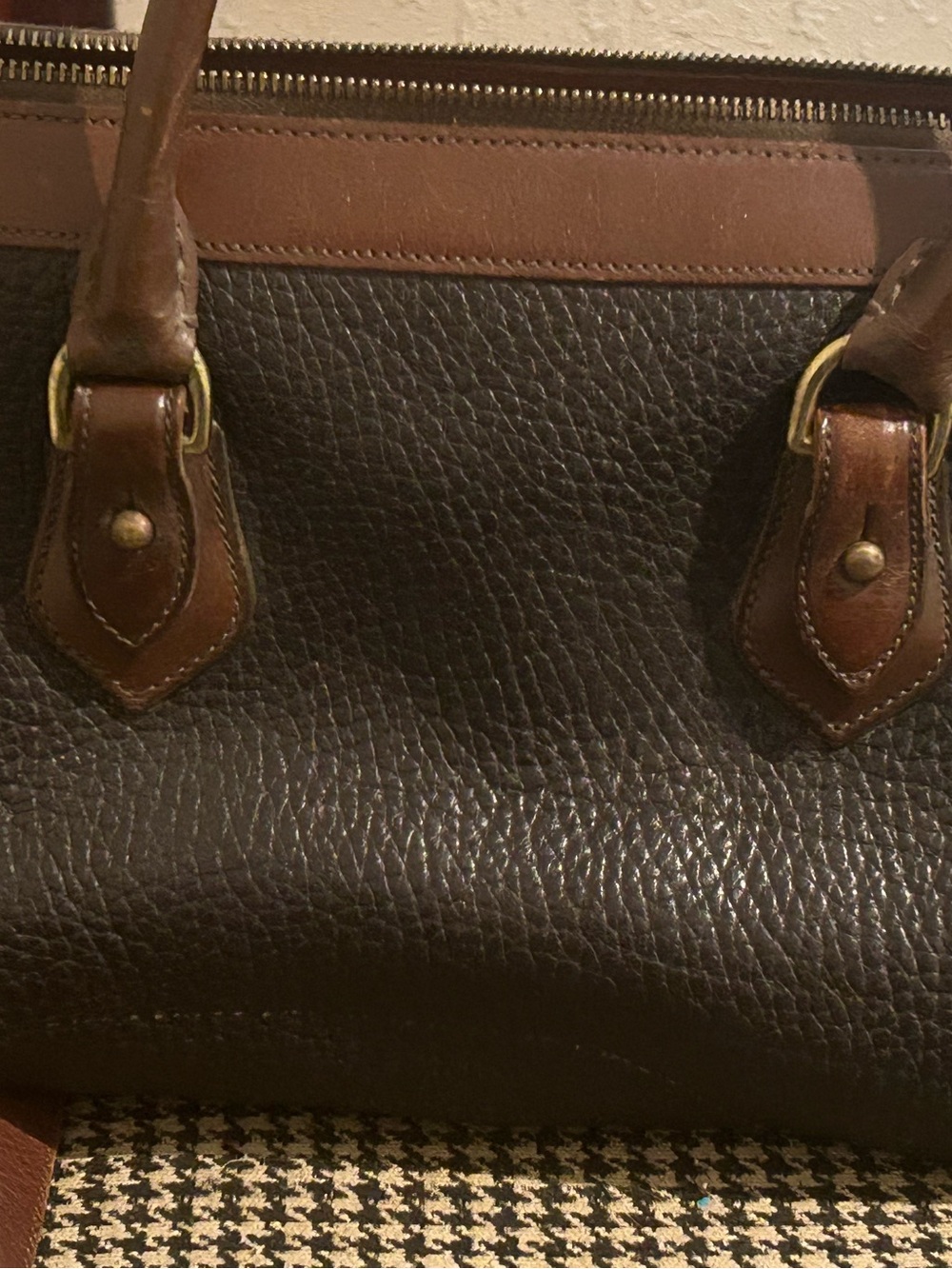 Vintage Dooney and Bourke Purse - Picture 2 of 11